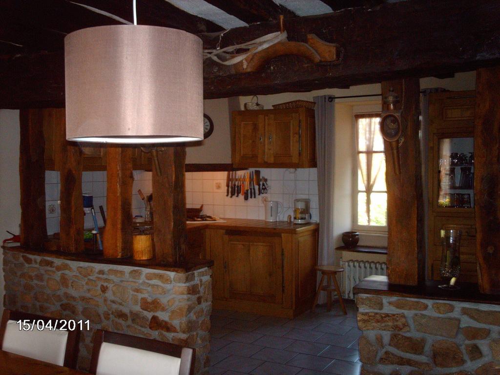 Bed and Breakfast Les Forges de Planechaud Saint-Priest-le-Betoux Exterior foto